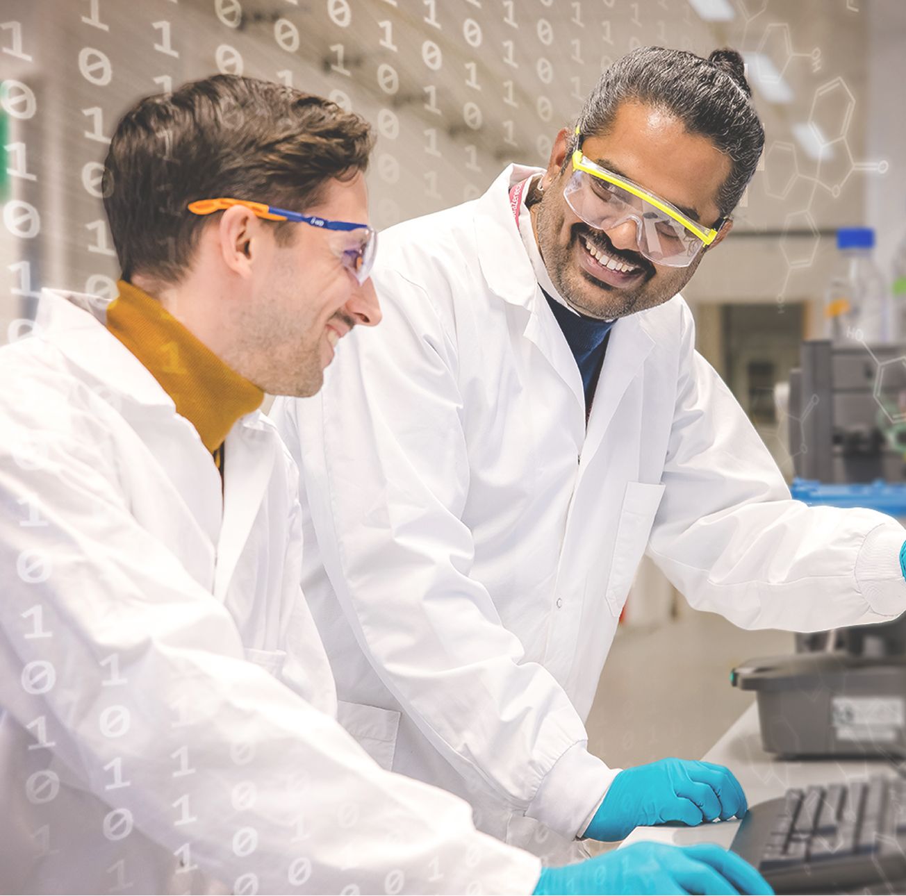 Pesquisadores em laboratório